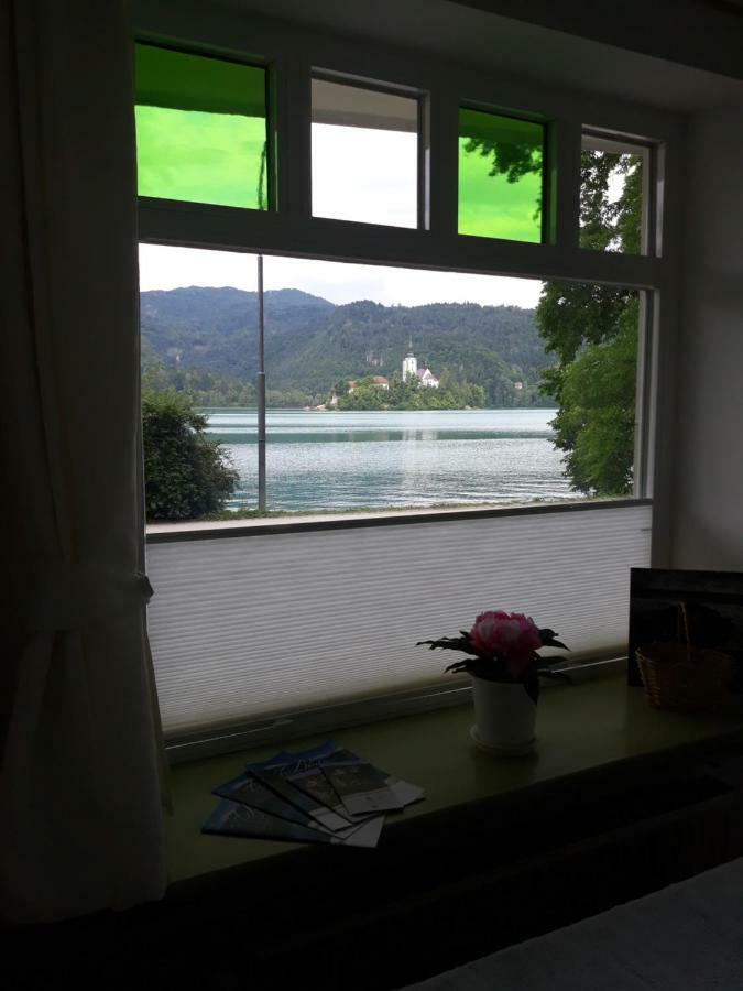 Pletna Lake View Apartment 블레드 외부 사진